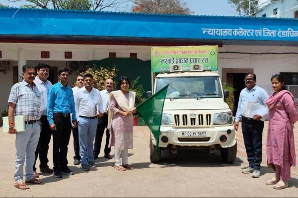 Collector seoni, yaksh prashn seoni