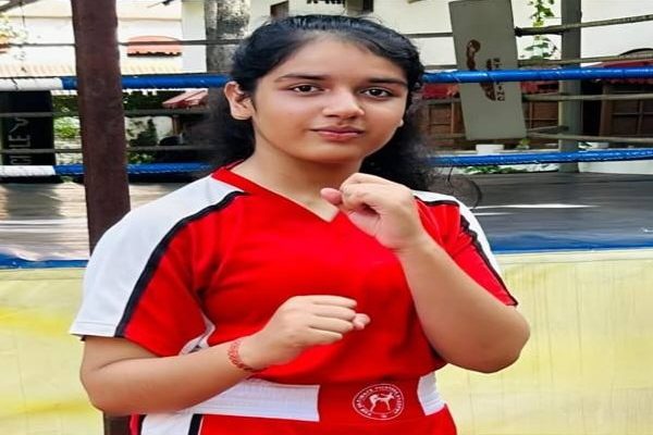 सिवनी : खिलाड़ी अनुप्रिया कौरव राष्ट्रीय प्रतियोगिता में शामिल होने दिल्ली रवाना Anupriya kaurav seoni, seoni news, yaksh Prashn seoni